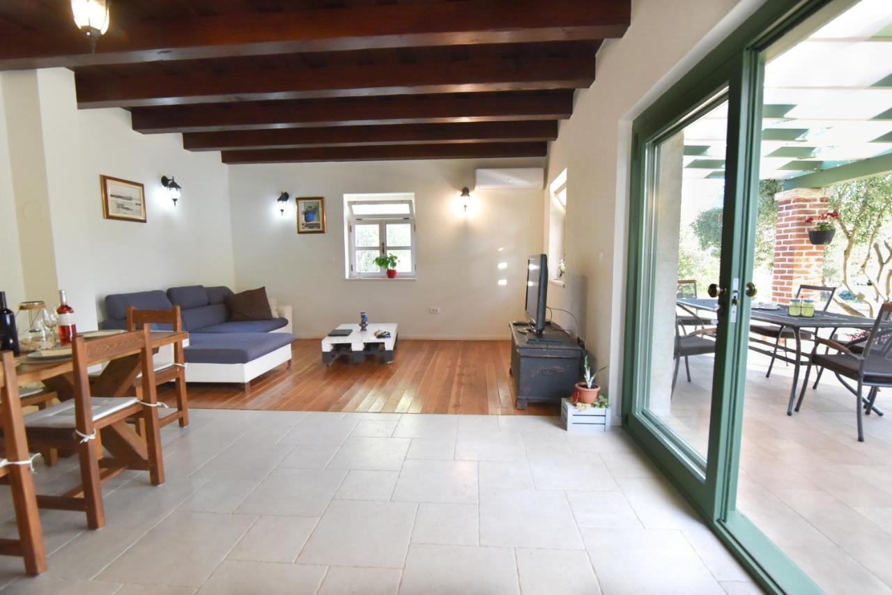 Vacation Home Mate Ceko Sukošan Exterior foto